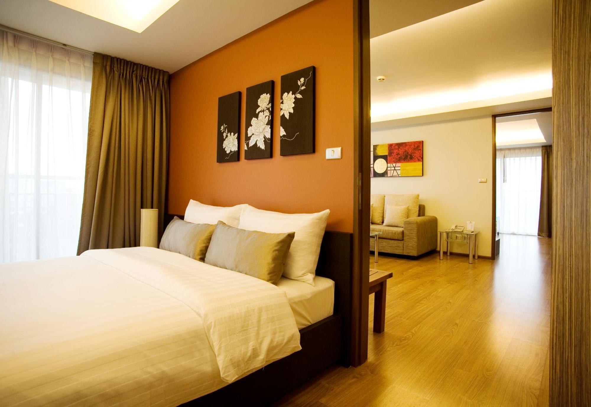 Olive Hotel & Residence Bangkok Sukhumvit 101 Екстериор снимка