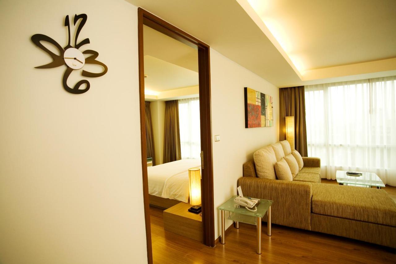 Olive Hotel & Residence Bangkok Sukhumvit 101 Екстериор снимка