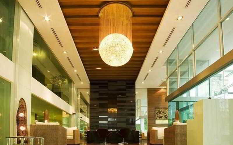Olive Hotel & Residence Bangkok Sukhumvit 101 Екстериор снимка